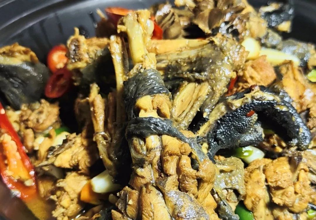 滚球手机注册-滚球（中国）
 招牌砂钵土鸡